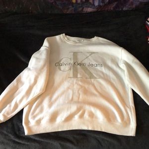 White Calvin Klein jeans crew neck